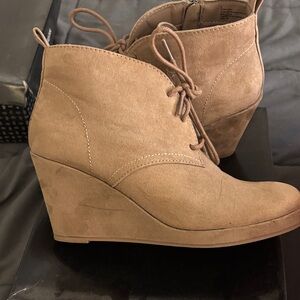 DV by Dolce Vita Tan Wedge Boots